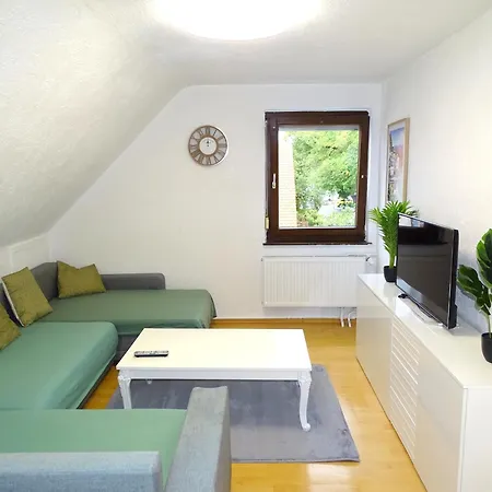 Zentrale Stadtwohnung Bis Zu 9 Personen In